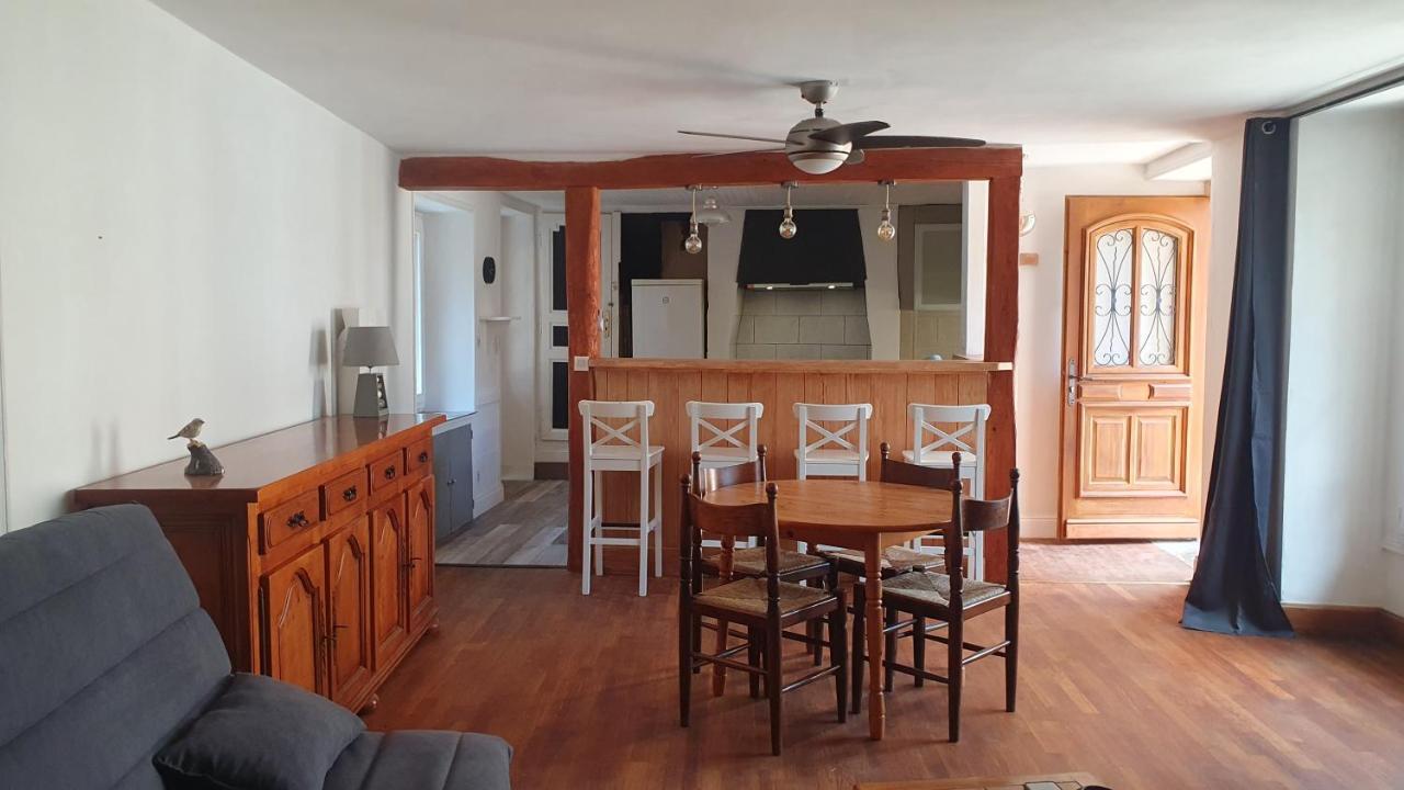 Charmante Maison De Village Condat-sur-Vezere Екстер'єр фото
